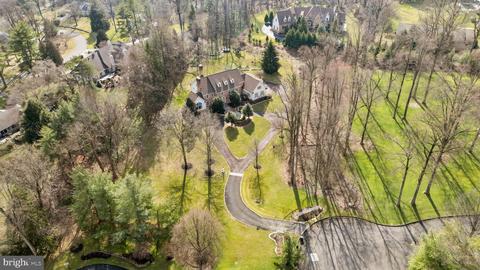 1274 Fritz Cir, Huntingdon Valley, PA 19006