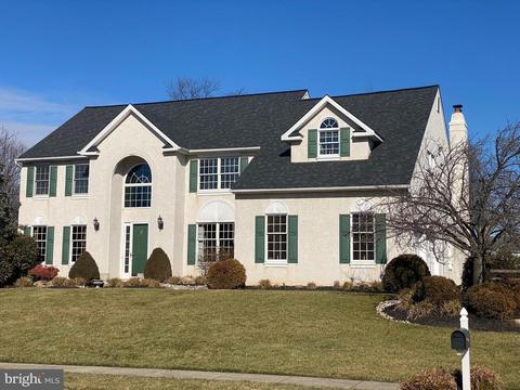 9 Loretta Ln, Plymouth Meeting, PA 19462