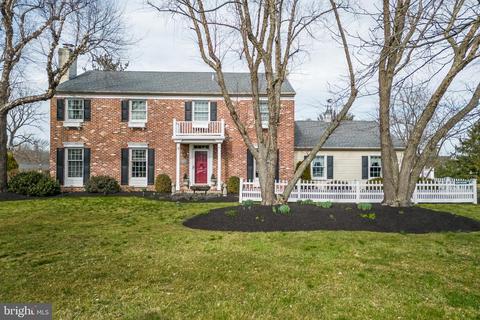 1209 Knollbrook Dr, Lansdale, PA 19446