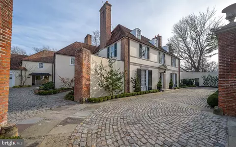 1429 Ashbourne Rd, Elkins Park, PA 19027