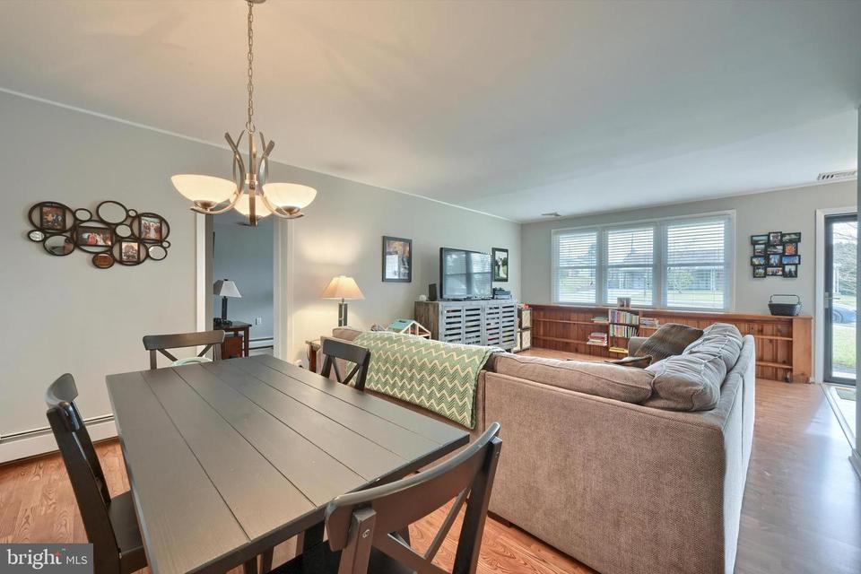  203 Bryans Rd, Norristown, PA 19401 photo 6