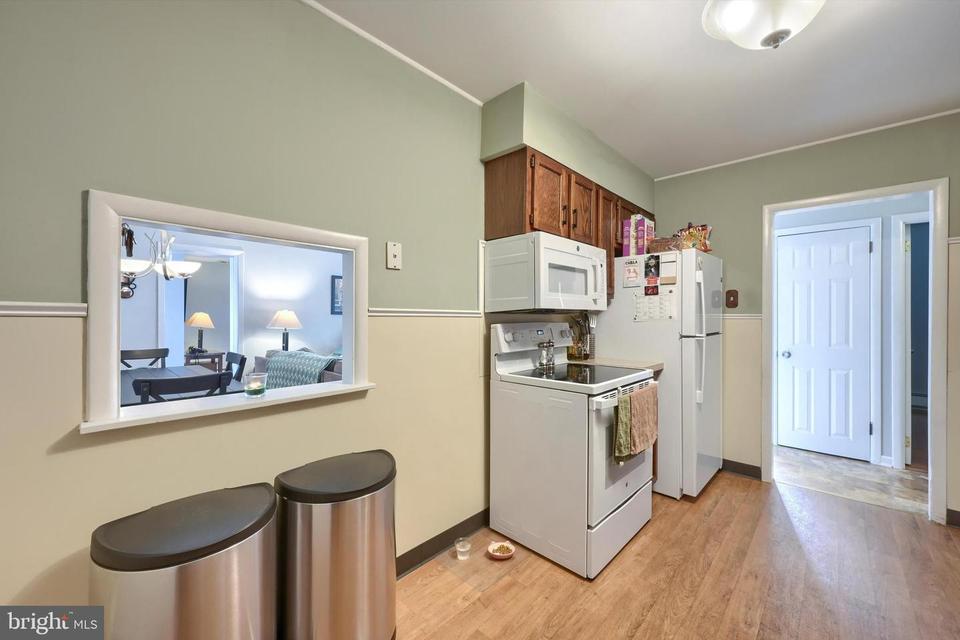  203 Bryans Rd, Norristown, PA 19401 photo 8