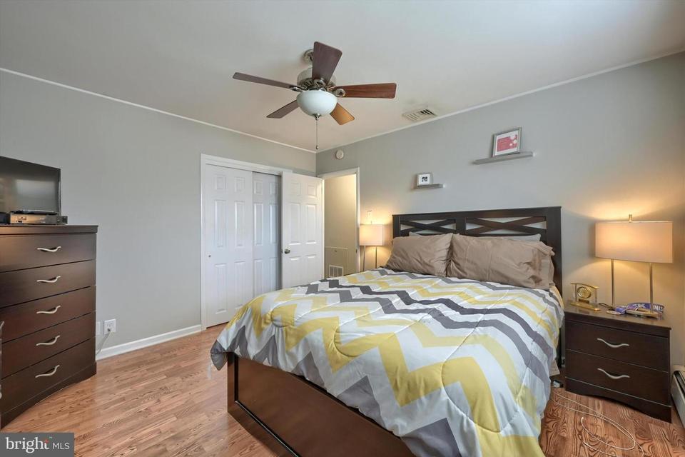  203 Bryans Rd, Norristown, PA 19401 photo 14
