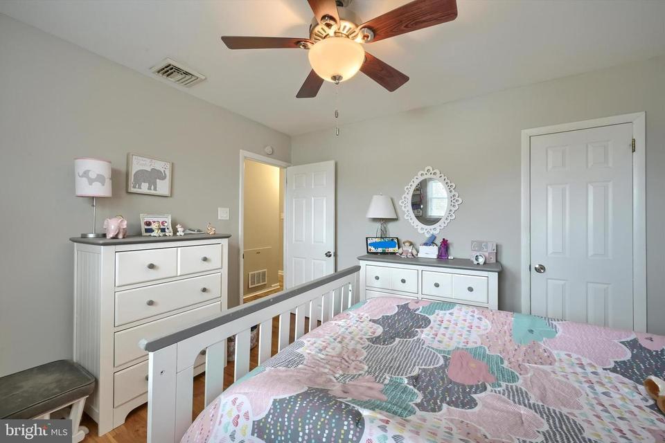  203 Bryans Rd, Norristown, PA 19401 photo 15
