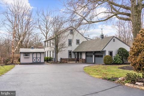 1310 Stonybrook Ln, Lansdale, PA 19446