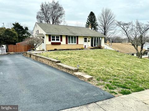 1106 Division Ave, Willow Grove, PA 19090