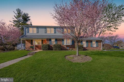629 Manchester, East Norriton, PA 19403