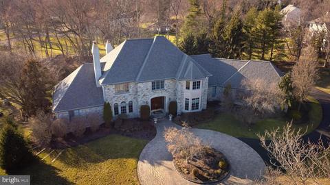 106 Hampton Ln, Blue Bell, PA 19422