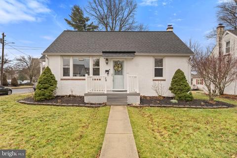 28 W 9th St, Lansdale, PA 19446