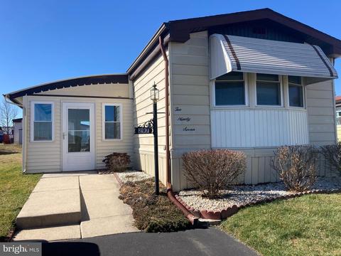 297 Meadow Ct, North Wales, PA 19454