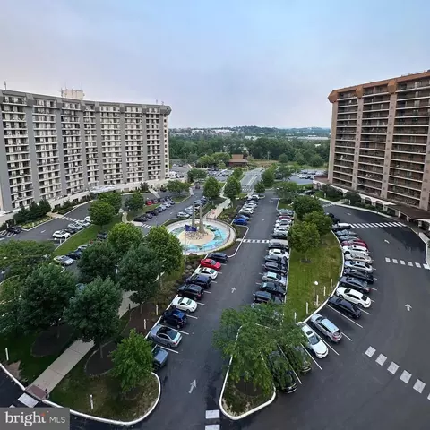 21124 Valley Forge Cir #1124, King Of Prussia, PA 19406