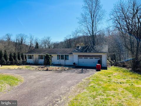 3542 Arcola Rd, Collegeville, PA 19426