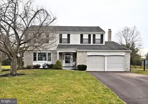 1808 Red Oak Way, Hatfield, PA 19440