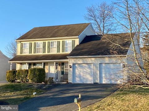 2606 Sweet Briar Ct, Pottstown, PA 19464