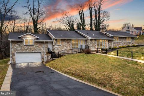 1006 Dell Ln, Wyncote, PA 19095