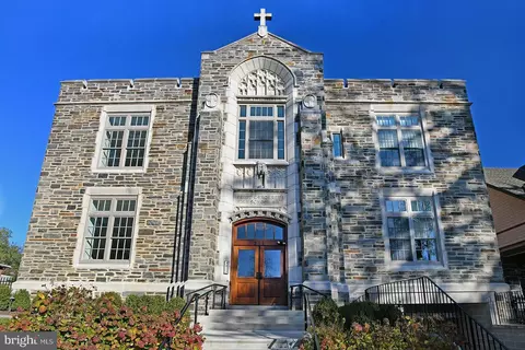 211 Forrest Ave #1, Narberth, PA 19072