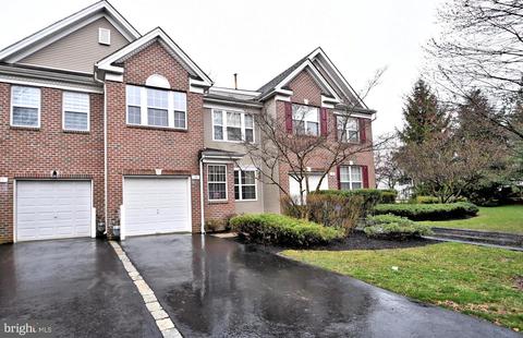33 Simons Way UNIT 61, Huntingdon Valley, PA 19006