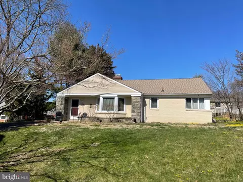 3144 Manor Rd, Huntingdon Valley, PA 19006