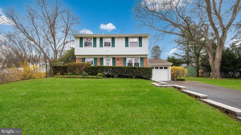 1573 Sylvan Dr, Blue Bell, PA 19422
