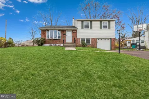1807 Patricia Ave, Willow Grove, PA 19090