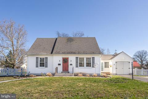 917 Perkiomen Ave, Lansdale, PA 19446