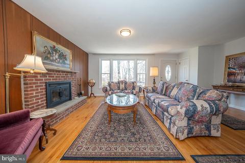 564 Forest Rd, Wayne, PA 19087 photo 10
