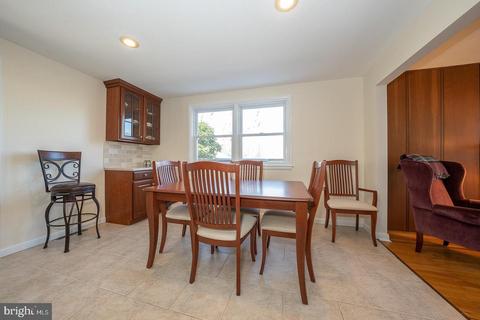564 Forest Rd, Wayne, PA 19087 photo 14
