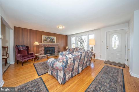 564 Forest Rd, Wayne, PA 19087 photo 7