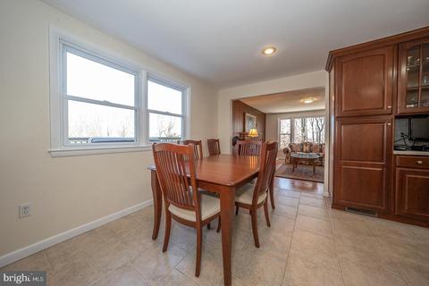 564 Forest Rd, Wayne, PA 19087 photo 18