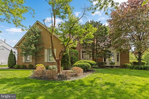 123 Country Club Dr, Lansdale, PA 19446