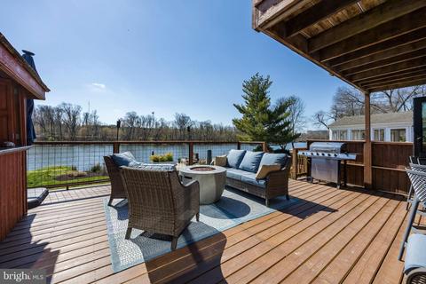68 W Indian Ln, Eagleville, PA 19403