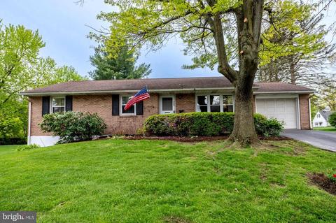 650 Dori Ln, Stowe, PA 19464