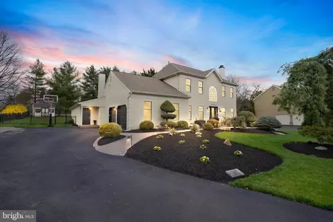 805 Redgate Rd, Dresher, PA 19025