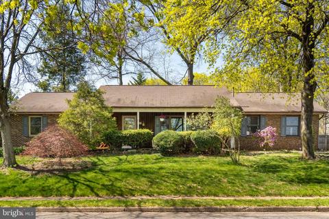 640 S Mitchell Ave, Lansdale, PA 19446