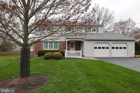 809 Maxwell Pl, Lansdale, PA 19446