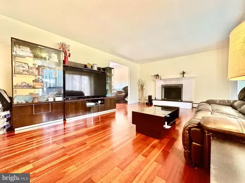406 E Welsh Rd, Ambler, PA 19002 photo 6