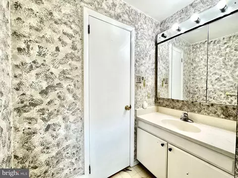 406 E Welsh Rd, Ambler, PA 19002 photo 21