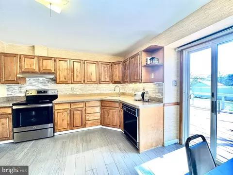 406 E Welsh Rd, Ambler, PA 19002 photo 10