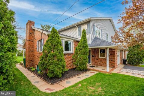 522 Chestnut St, Royersford, PA 19468