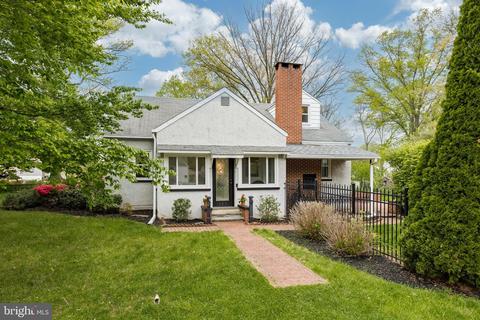 325 Rogers Rd, Audubon, PA 19403