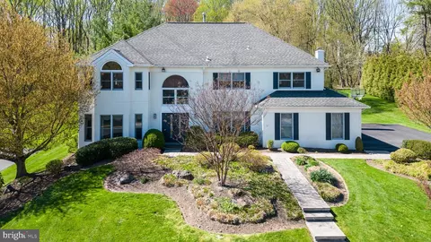 1401 Lexington Dr, Ambler, PA 19002