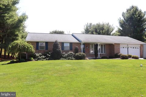 2790 Stacie Dr, Gilbertsville, PA 19525
