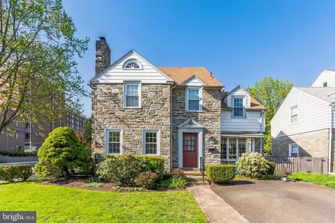 2002 Woodland Rd, Abington, PA 19001