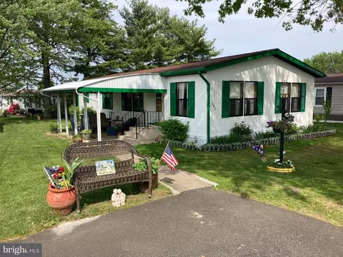 262 Winding Brook Run, North Wales, PA 19454