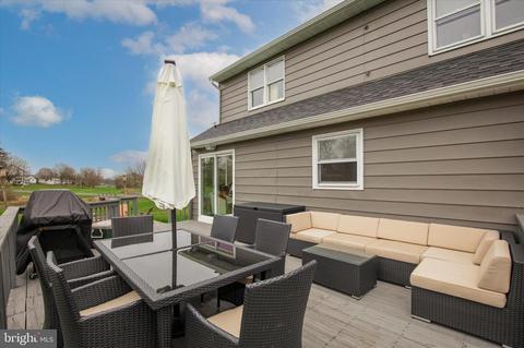254 Indian Creek Rd, Telford, PA 18969