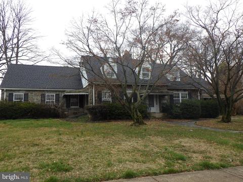 1111 W Oak St, Norristown, PA 19401