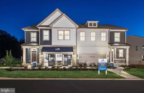 612 America Dr, Horsham, PA 19044