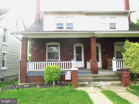 926 Walnut St, Royersford, PA 19468