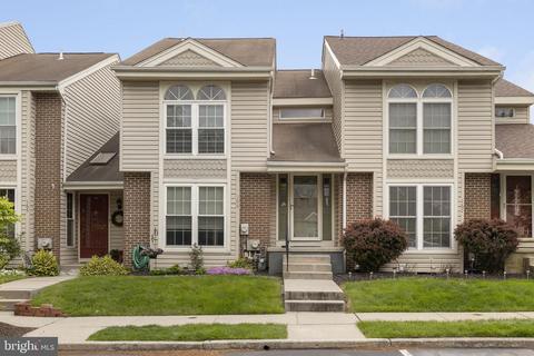 166 Pine Ct, Norristown, PA 19401