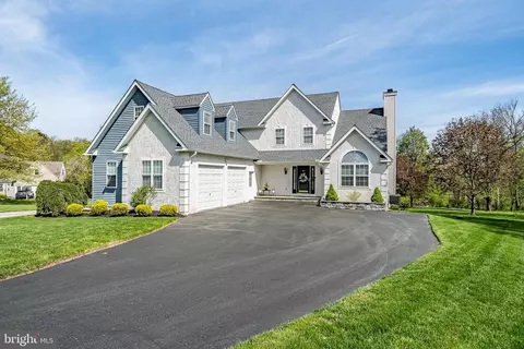 48 Lee Rd, Audubon, PA 19403